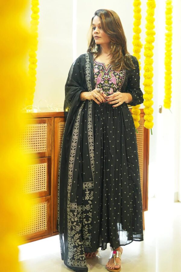 beautiful rayon 140 fabric angrakha style naira cut kurti pant with dupatta